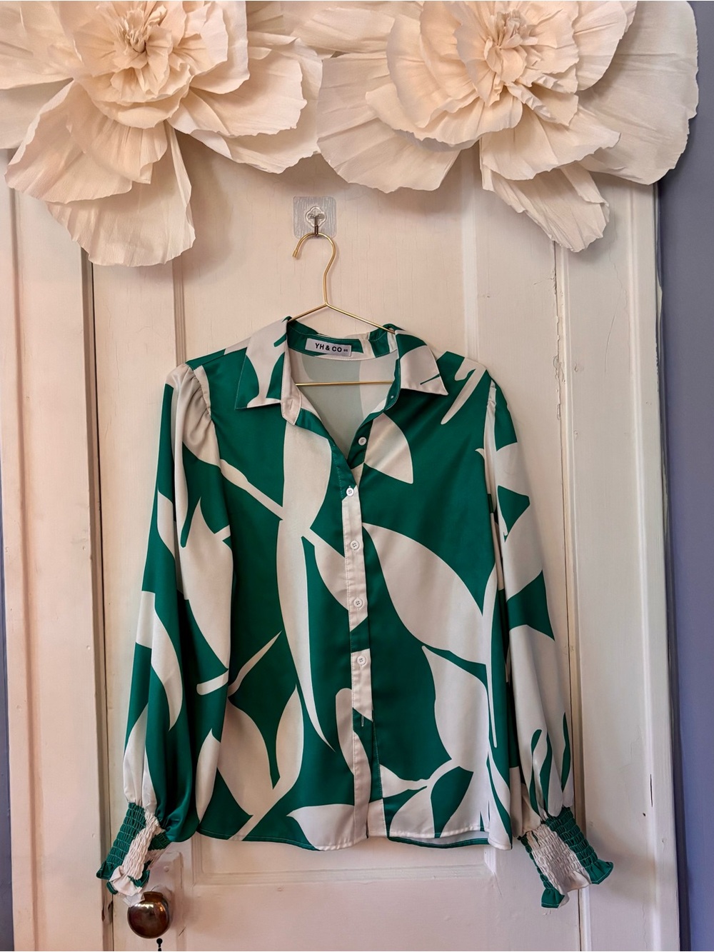 NWOT | Green and White Printed Button-Down Blouse
